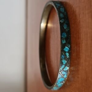 Turquoise Inlay Women's Bangle Bracelet - Elegant Blue Accent